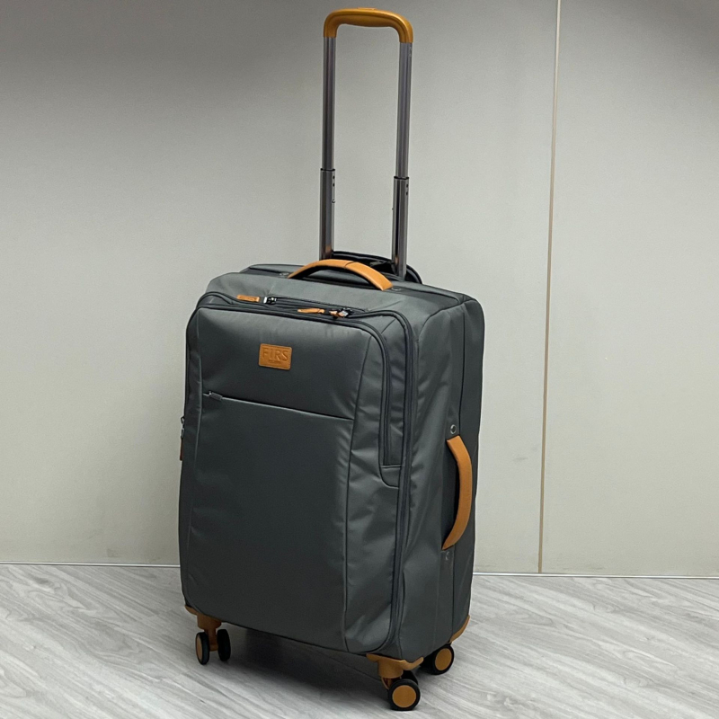 Príručný kufor z Oxfordovej tkaniny s univerzálnymi kolieskami, zapínanie na zips, ultra ľahký, proti krádeži