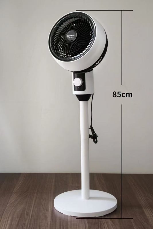 Stojanový ventilátor s 7 lopatkami, oscilačná hlava, 50 W, 220 V, 50 Hz.