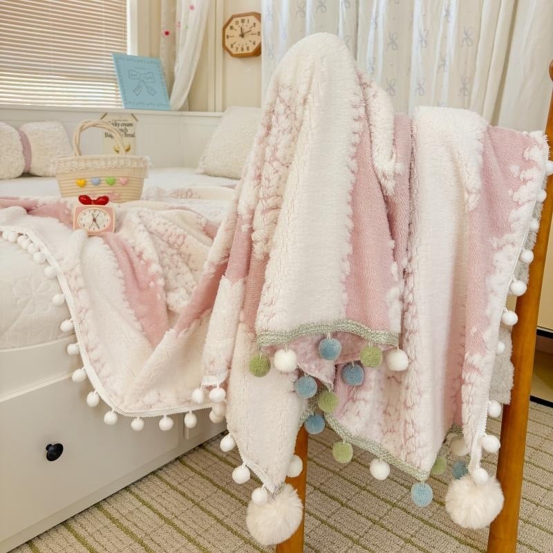 Pom-pom pletená deka, hrubá z mliečnej priadze, vhodná ako šál a kryt na pohovku