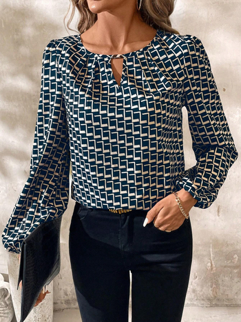 Полиестерна риза с цветни блокове, дълги ръкави, V-образно деколте, пуловер стил, регулярна кройка