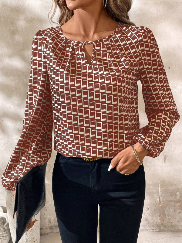 Полиестерна риза с цветни блокове, дълги ръкави, V-образно деколте, пуловер стил, регулярна кройка