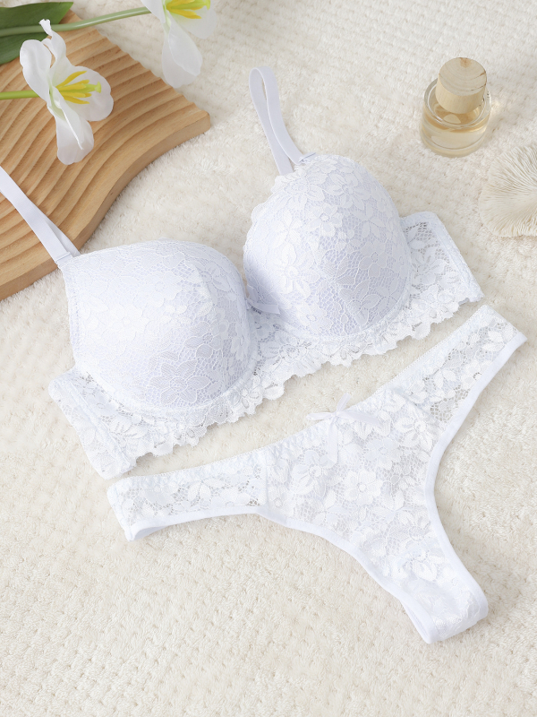 Нейлонов дантелен комплект сутиени, Push-Up, 3/4 чашка, луксозен традиционен стил, модел J5001