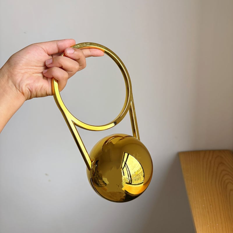 Večerná taška z PVC, kruhový tvar, magnetické zapínanie, podšívka z syntetickej kože, štýl Nový mesiac