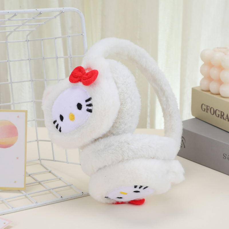 My Melody villasedern ausse ja kaelakang – talvised karikatüüri termilised aksessuaarid