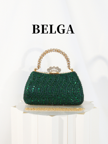 PVC taška typu box, tvaru vankúša, trojrozmerný vzhľad, výstelka z polyesteru, uzáver na zámok