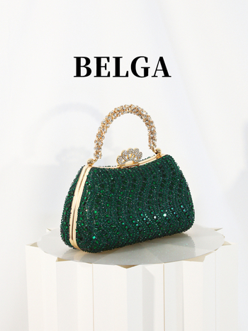 PVC taška typu box, tvaru vankúša, trojrozmerný vzhľad, výstelka z polyesteru, uzáver na zámok