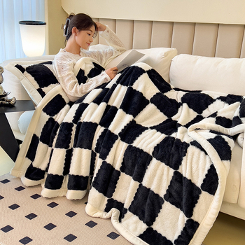 Deka z arktického velúru, do kancelárie a na pohovku, kockovaný vzor, 300 g, jar a jeseň, prispôsobiteľná