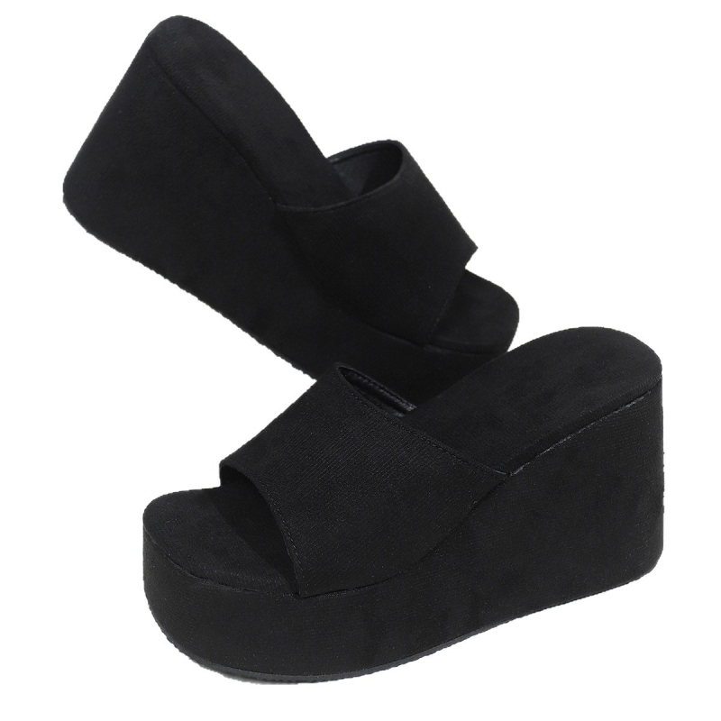 Vieno dirželio šlepetės – Euro–Amerikos stiliaus, viršus velūras, piršto forma žuvies burnos, gumos padas