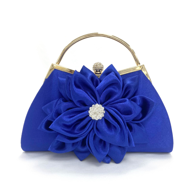 Večerná taška zo silku s vintage kvetinovým vzorom, dumpling tvar, zapínanie na pracku, štýl New Moon Bag