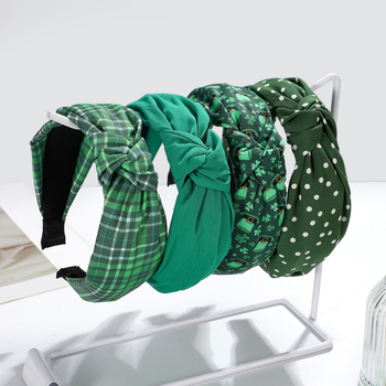 Textilné sponky do vlasov s trojlístkom pre Deň svätého Patrika, prírodný štýl, jar 2025