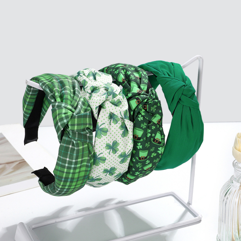 Textilné sponky do vlasov s trojlístkom pre Deň svätého Patrika, prírodný štýl, jar 2025