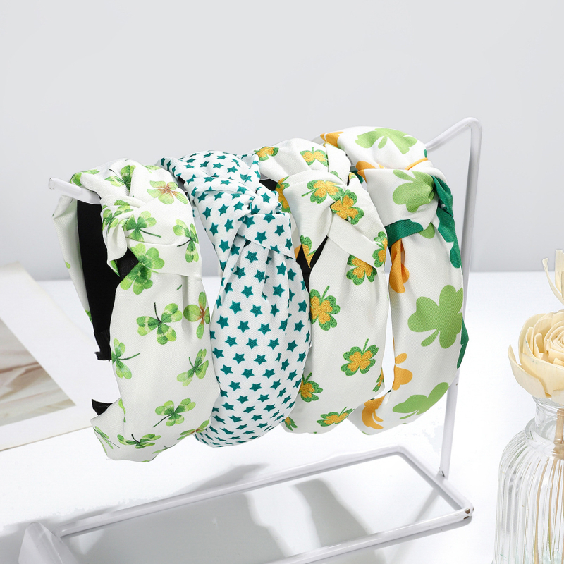 Textilné sponky do vlasov s trojlístkom pre Deň svätého Patrika, prírodný štýl, jar 2025