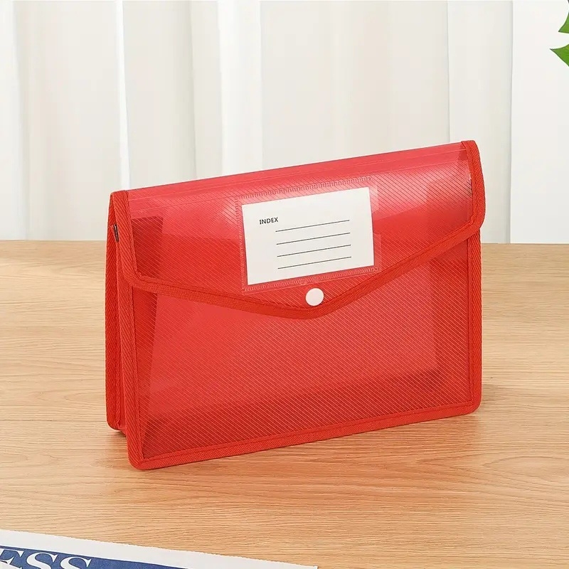 3D taška na dokumenty s diagonálnym vzorom, priehľadný PP materiál, zapínanie na gombík, štvorcový tvar