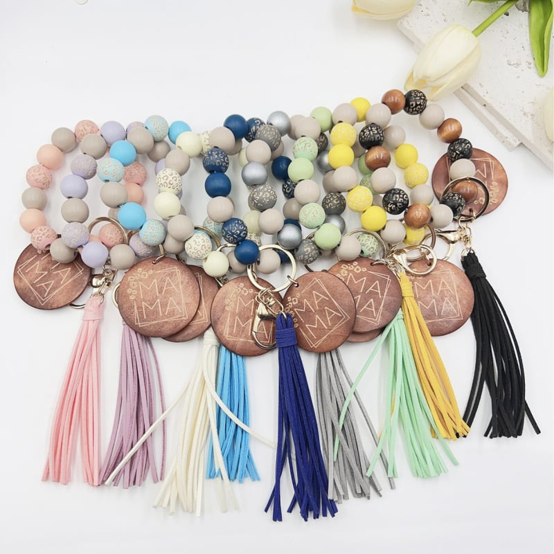 Lant de chei personalizat cu mărgele din lemn imprimate, plăcuță rotundă din lemn, piesă metalică și ciucuri de catifea