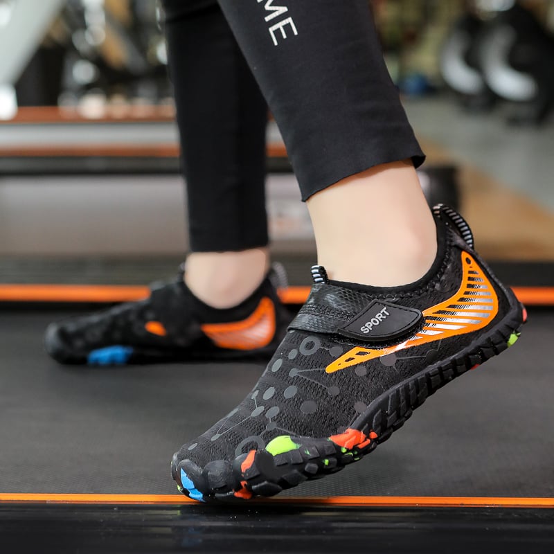 Laste veesõrmed väljasõitudeks ja randade jaoks – hingav võrkvooder, elastne rihmaga kinnitamine, madal ülemine, pealmine kiht sünteetilisest nahast, talla naturaalne kumm