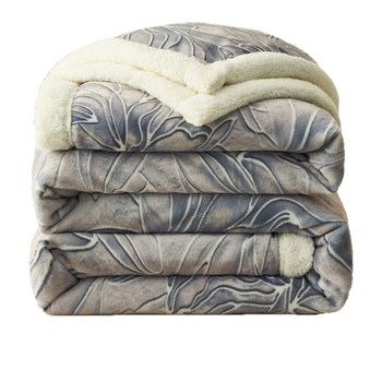 Polüestrist pleed sametise tekstuuriga, geomeetriline ja lillemustriga, Põhjamaade stiil, nelja aastaaja, kaal alla 300 g