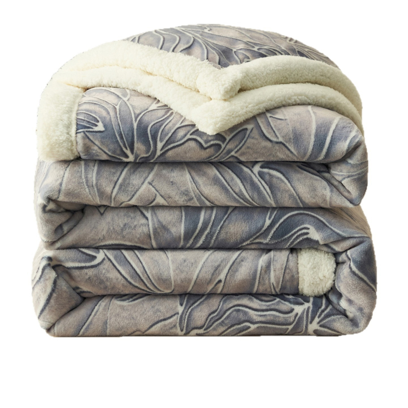 Polüestrist pleed sametise tekstuuriga, geomeetriline ja lillemustriga, Põhjamaade stiil, nelja aastaaja, kaal alla 300 g