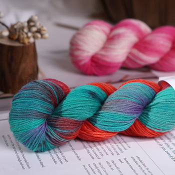 Zmiešaná vlnená priadza na pletenie, ručne farbená, značka Xinyu, číslo výrobku Hand-dyed Wool Yarn