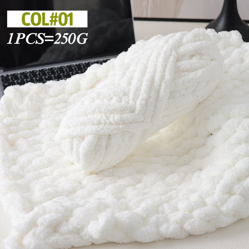 Polyesterová priadza, guľová priadza, polovičný worsted, ručné pletenie — Super Thick Ice-Strip Yarn