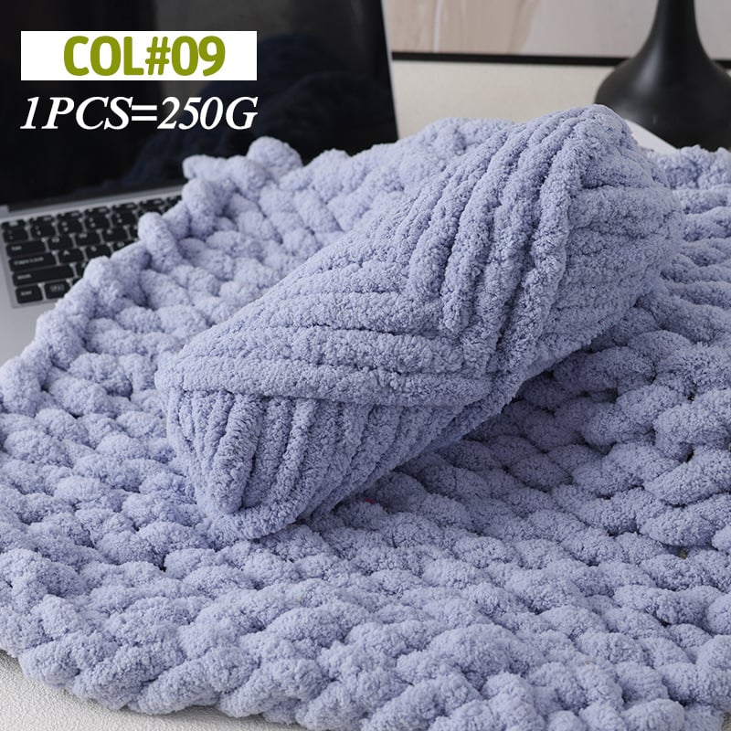 Polyesterová priadza, guľová priadza, polovičný worsted, ručné pletenie — Super Thick Ice-Strip Yarn