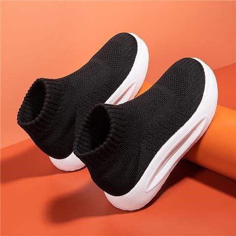 Női slip-on cipő platformos talppal, hálós felsőrésszel, EVA talppal