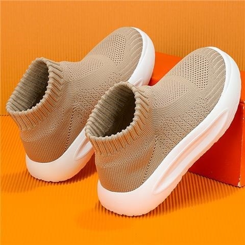 Női slip-on cipő platformos talppal, hálós felsőrésszel, EVA talppal