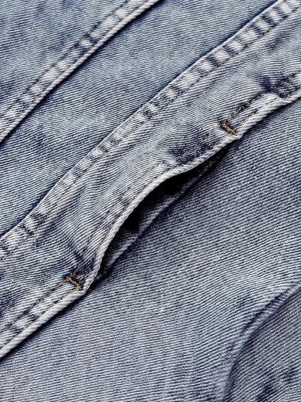 Дамско късо дънково яке с флорален принт, тясно прилепване, яка с лацкан, дълги ръкави