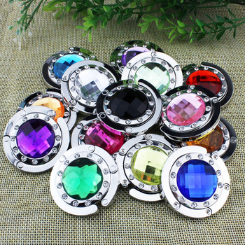 Háčik na tašku zo zinkovej zliatiny s personalizáciou loga (epoxidová nálepka), prenosný, Značka: Brilliant Hardware