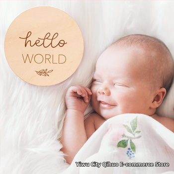 Drevená kartička pre míľnik dieťaťa — zaznamenávanie rastu, ozdoba, moderný jednoduchý štýl