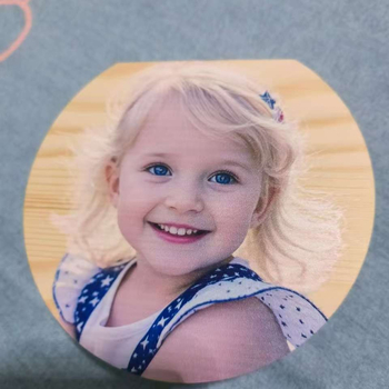 Drevená pamätná schránka na mliečne zuby dieťaťa so personalizovaným krytom a tlačou fotografií