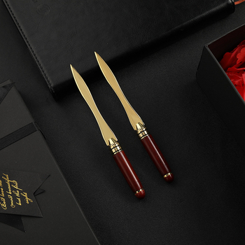 Zhuo Wen otvárač listov, drevo a kov, model 959#, max. B3 papierovej veľkosti