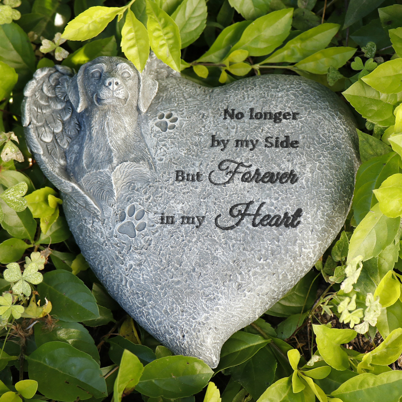 Pamätný kameň pre domáce zvieratá z živice, srdcového tvaru do záhrady