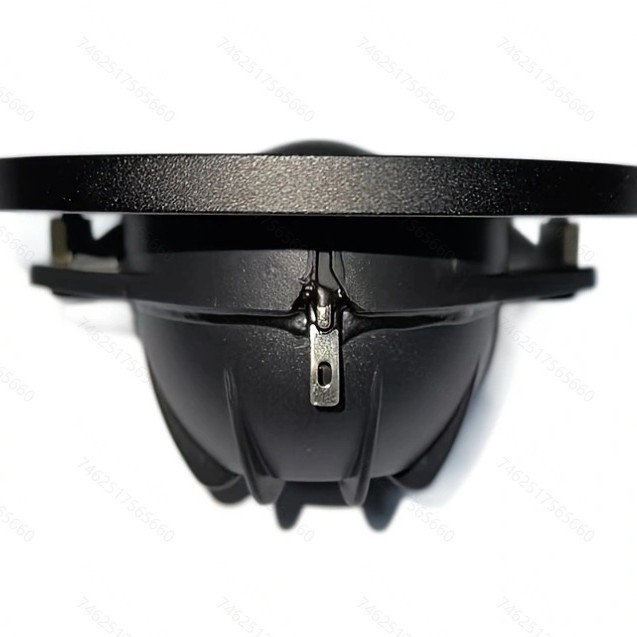 Tweeter so skladanou membránou, PI+AL membránou, viac magnetických obvodov pre Hi-Fi domáce použitie