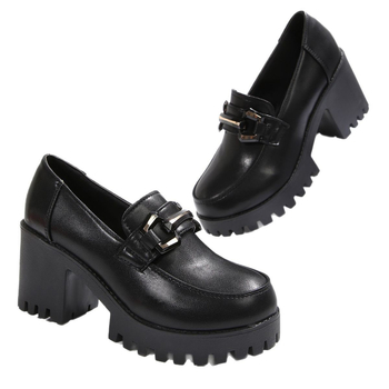 Női loafer cipő 6-8 cm vastag sarkú, kerek orr, PU felsőrész, gumi talp, slip-on