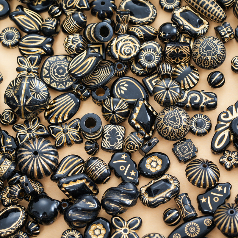 DIY ehtekomplekt akrüülhelmestest, Barokk stiilis drum-beads, Totem muster, 100 g kaal, 2024 kevadel lansseerimine