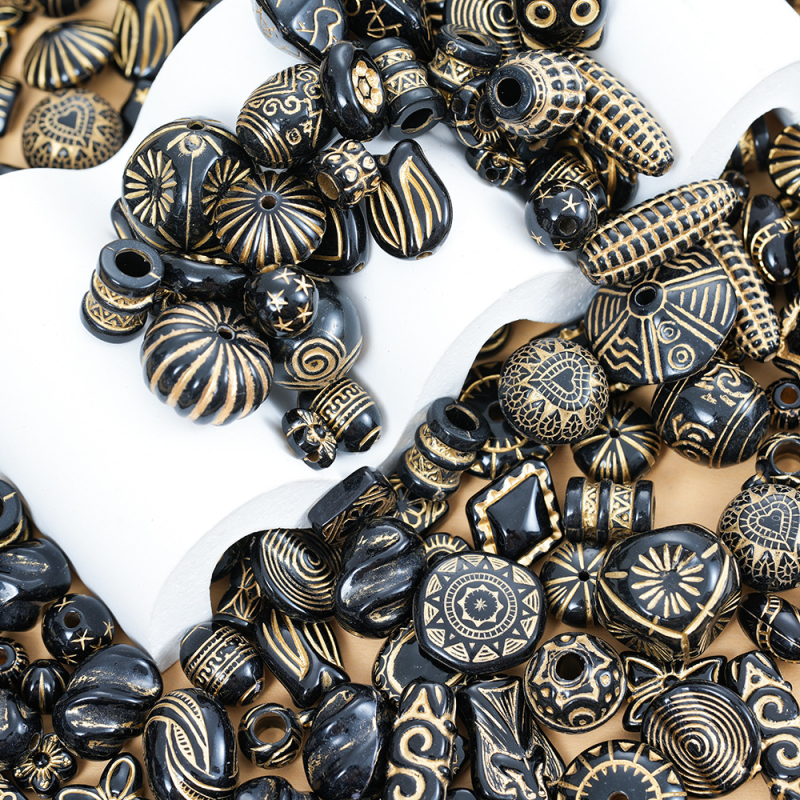 DIY ehtekomplekt akrüülhelmestest, Barokk stiilis drum-beads, Totem muster, 100 g kaal, 2024 kevadel lansseerimine