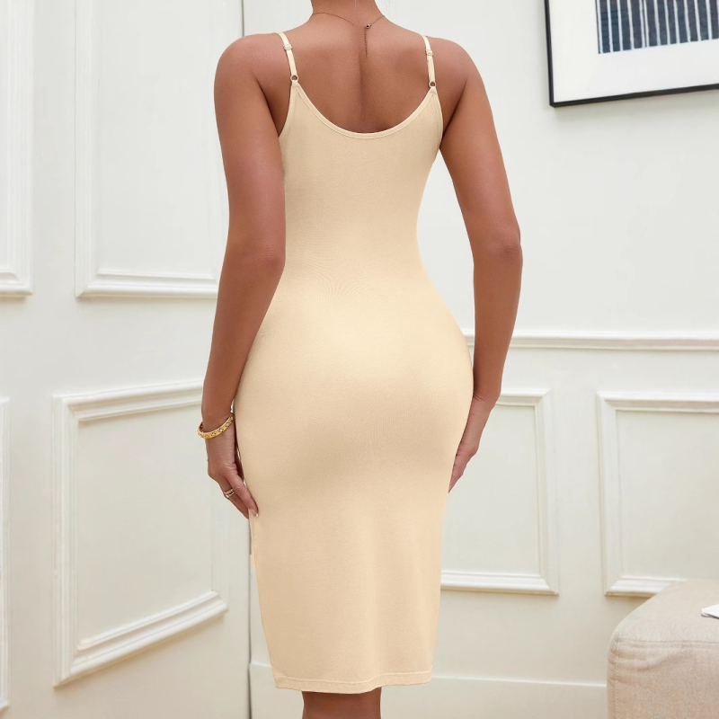 Безръкавна нощница в стил презрамки, дишащ вискозен плат, средна дължина, без яка.