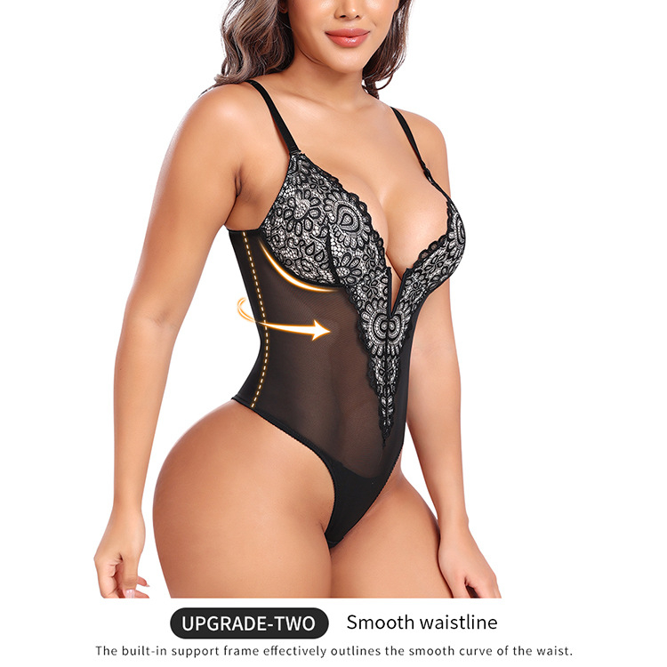 Čipkované priehľadné body-overál, tvarujúci efekt, bez rukávov, trojštvrťové nohavice, polyester