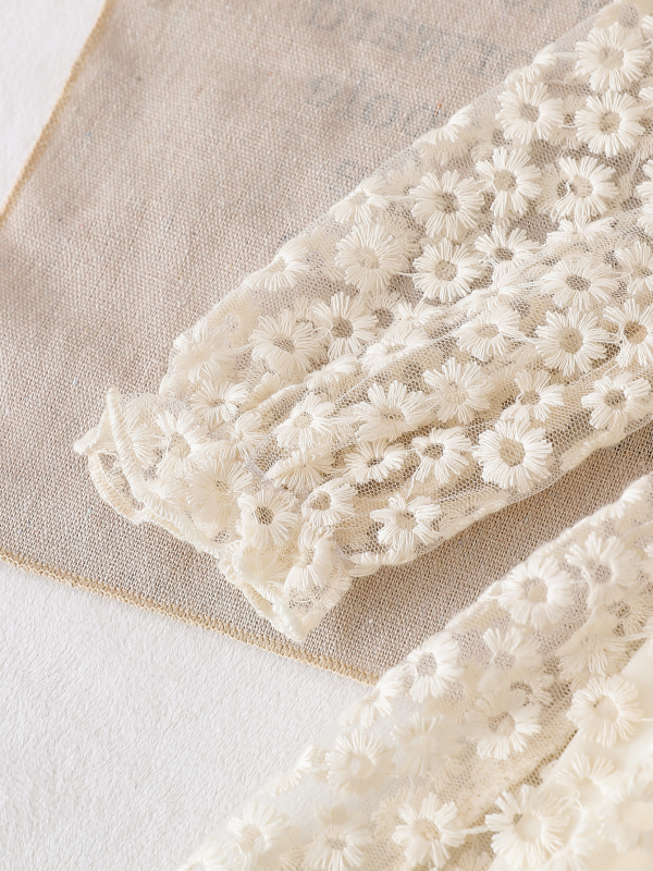 Dievčenské šaty s dlhými rukávmi, okrúhly výstrih, čipka, 100% polyester, podšité