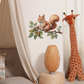 Αυτοκόλλητο τοίχου από PVC με χαριτωμένο ζωγραφισμένο σκίουρο και κλαδιά για σαλόνι, υπνοδωμάτιο και είσοδο – καρτούν, επίπεδη σχεδίαση – 1 τεμάχιο