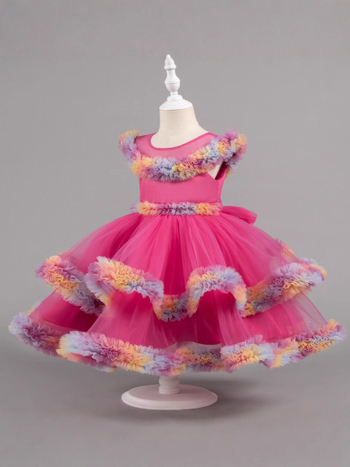 Dievčenské formálne šaty z tylu pre vekovú kategóriu 1–3 roky, strih princezná; hlavný materiál: polyester; podšívka: polyester; materiál: tyl; štýl: princezná; sezóna: všetky ročné obdobia