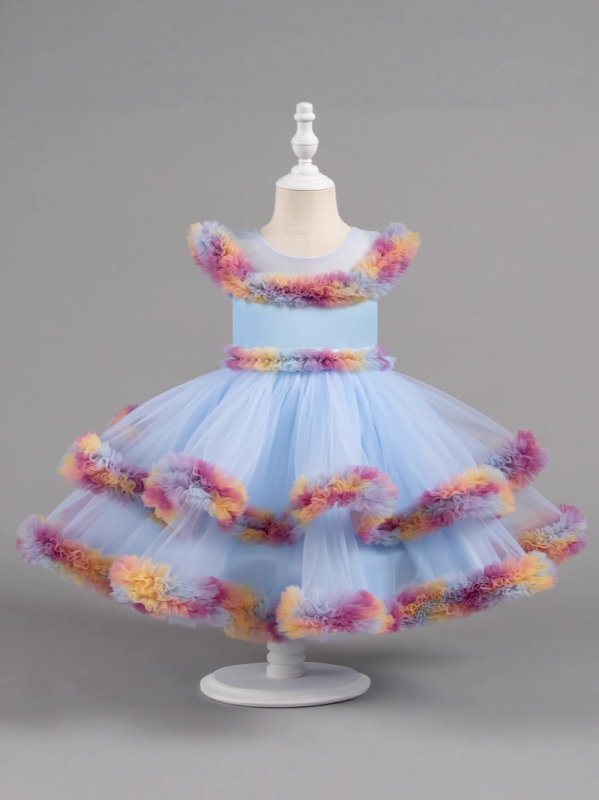 Dievčenské formálne šaty z tylu pre vekovú kategóriu 1–3 roky, strih princezná; hlavný materiál: polyester; podšívka: polyester; materiál: tyl; štýl: princezná; sezóna: všetky ročné obdobia