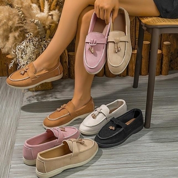 Ženske slip-on ravne cipele, zaobljeni vrh, velur gornji dio, visina pete 0–1 cm, PU ulošak