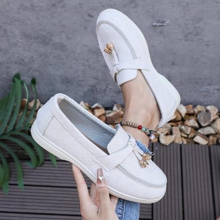 Ženske slip-on ravne cipele, zaobljeni vrh, velur gornji dio, visina pete 0–1 cm, PU ulošak