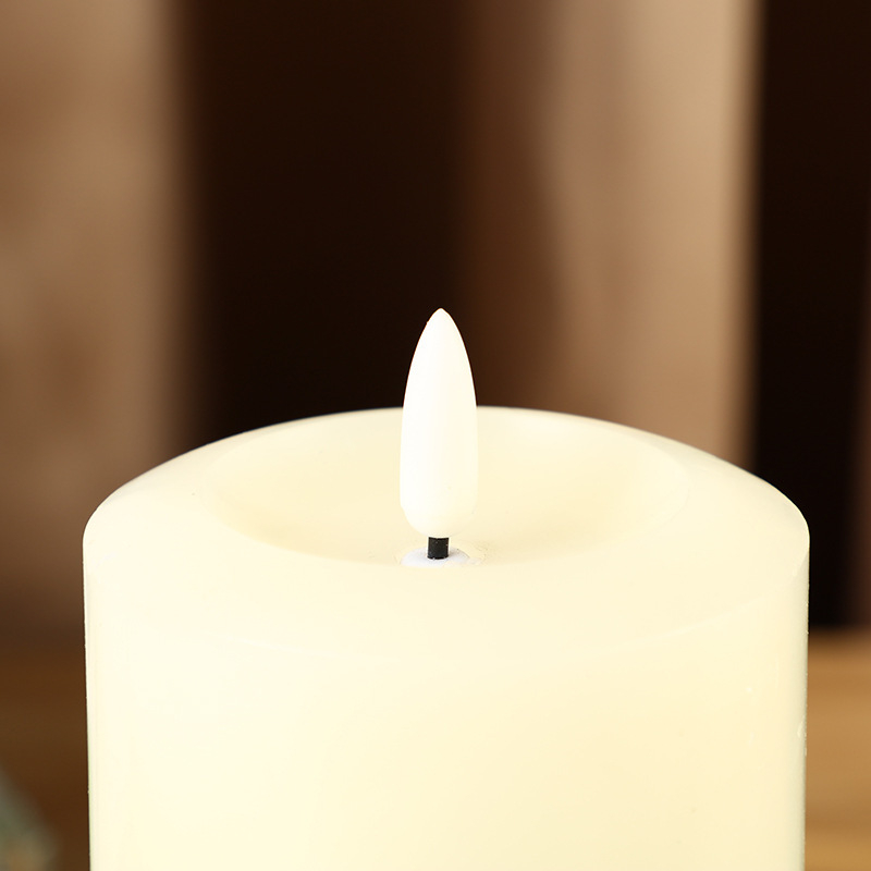 Elektronická sviečka, cylindrického tvaru, plastová, s diaľkovým ovládaním a prispôsobením