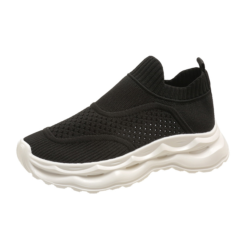 Sportos, kényelmes slip-on cipő textil felsőrésszel, légáteresztő, könnyű, gumitalp