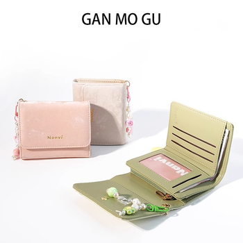 Peňaženka s tromi skladmi s gradientným vzorom, jemný povrch, PU podšívka — elegantná dámska peňaženka, jar 2025