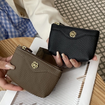 Dámska mince taštička z pravej kože — prvá vrstva teľa, mestský minimalistický štýl, polyesterová podšívka