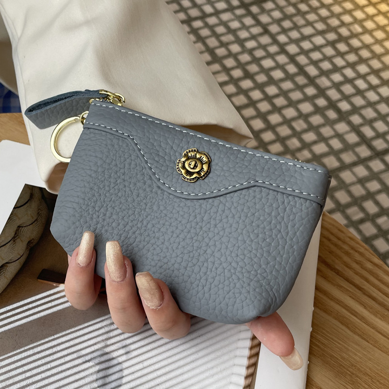 Dámska mince taštička z pravej kože — prvá vrstva teľa, mestský minimalistický štýl, polyesterová podšívka