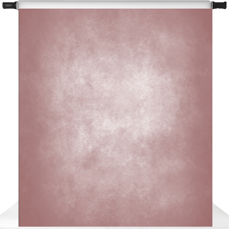 Poliesterinis fono audinys fotografinės studijos retro abstrakčiu portreto motyvu; svoris 350-550 g; įpakuotas į skaidrų maišelį; tinka identifikacijos nuotraukoms